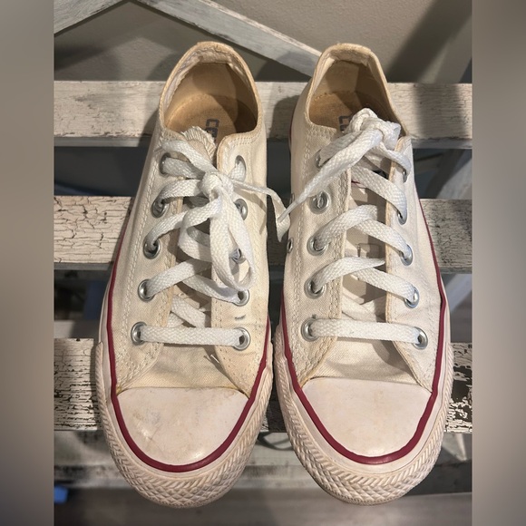 Converse - Picture 3 of 7